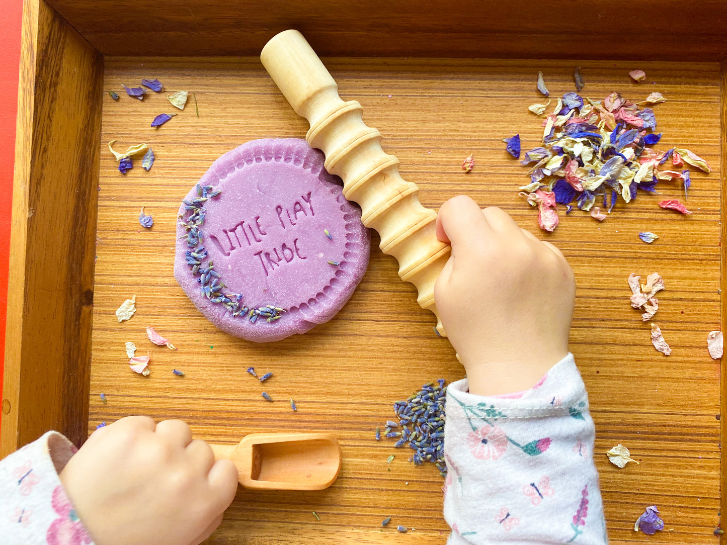 Scented Lavender Calming Playdough Tin Play Pot Sensory Dough in play