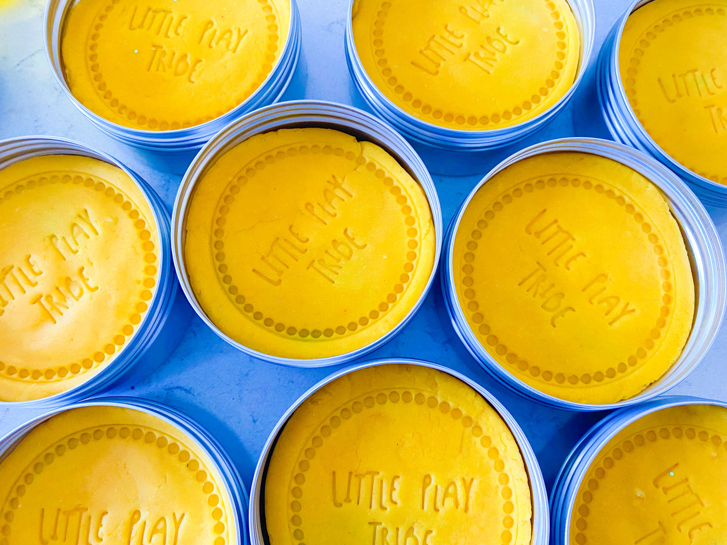 200g Green Colour Change Sensory Dough Tins