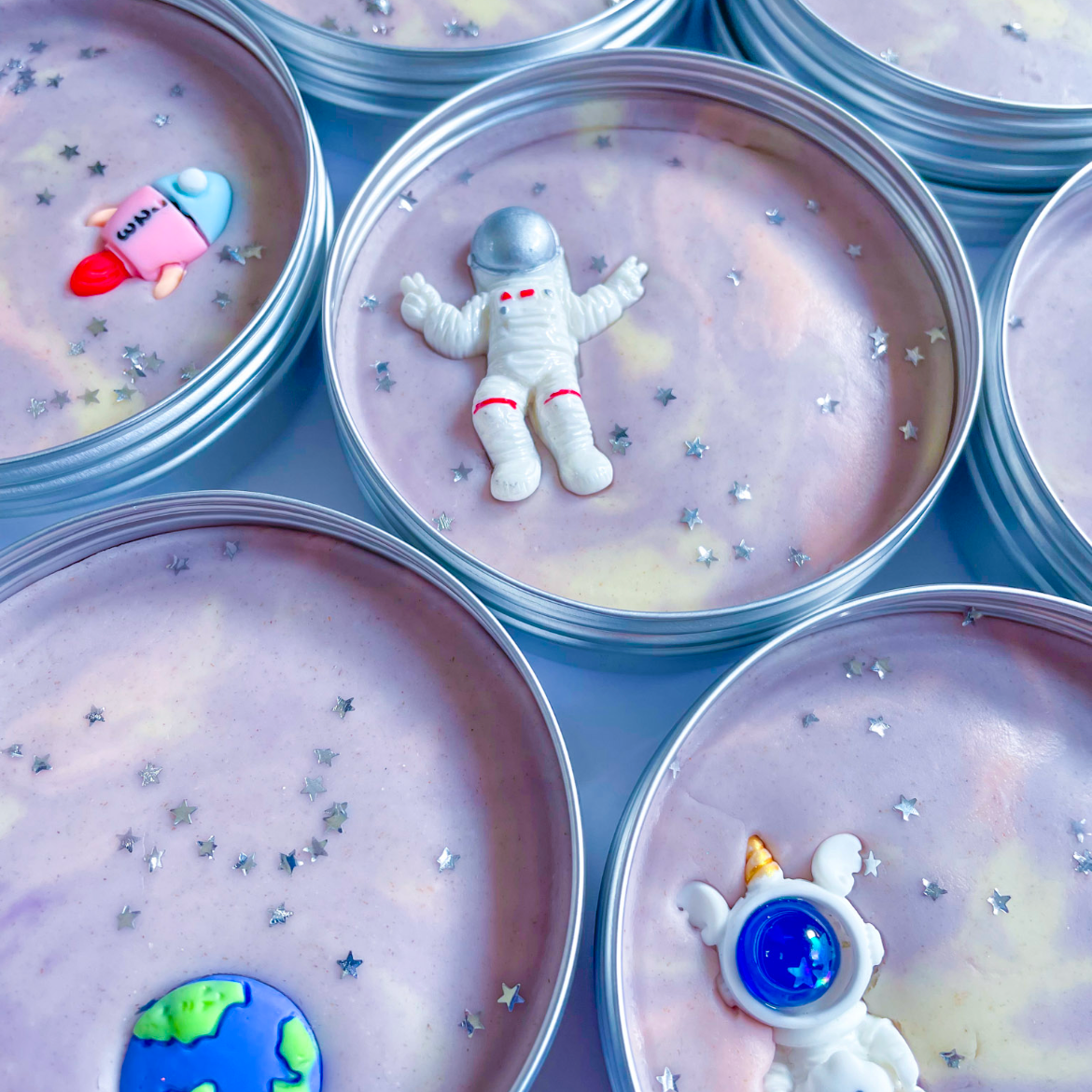 Space theme party bag filler image 1