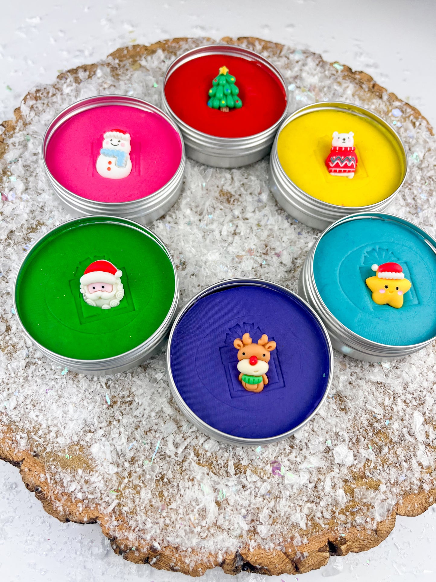 Christmas Present Magic Dough Set - 6 colourful doughs with hidden surprises inside!