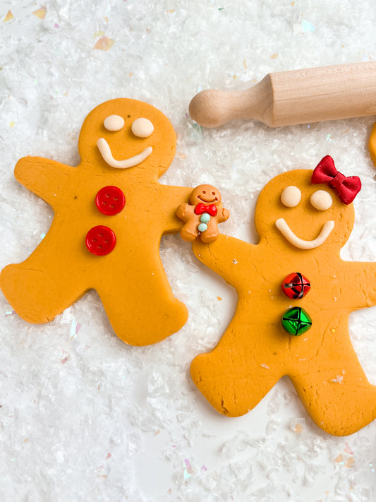 Gingerbread Baking Play Kit – Make a Boy and Girl Gingerbread Biscuit