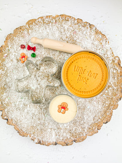 Gingerbread Baking Play Kit – Make a Boy and Girl Gingerbread Biscuit