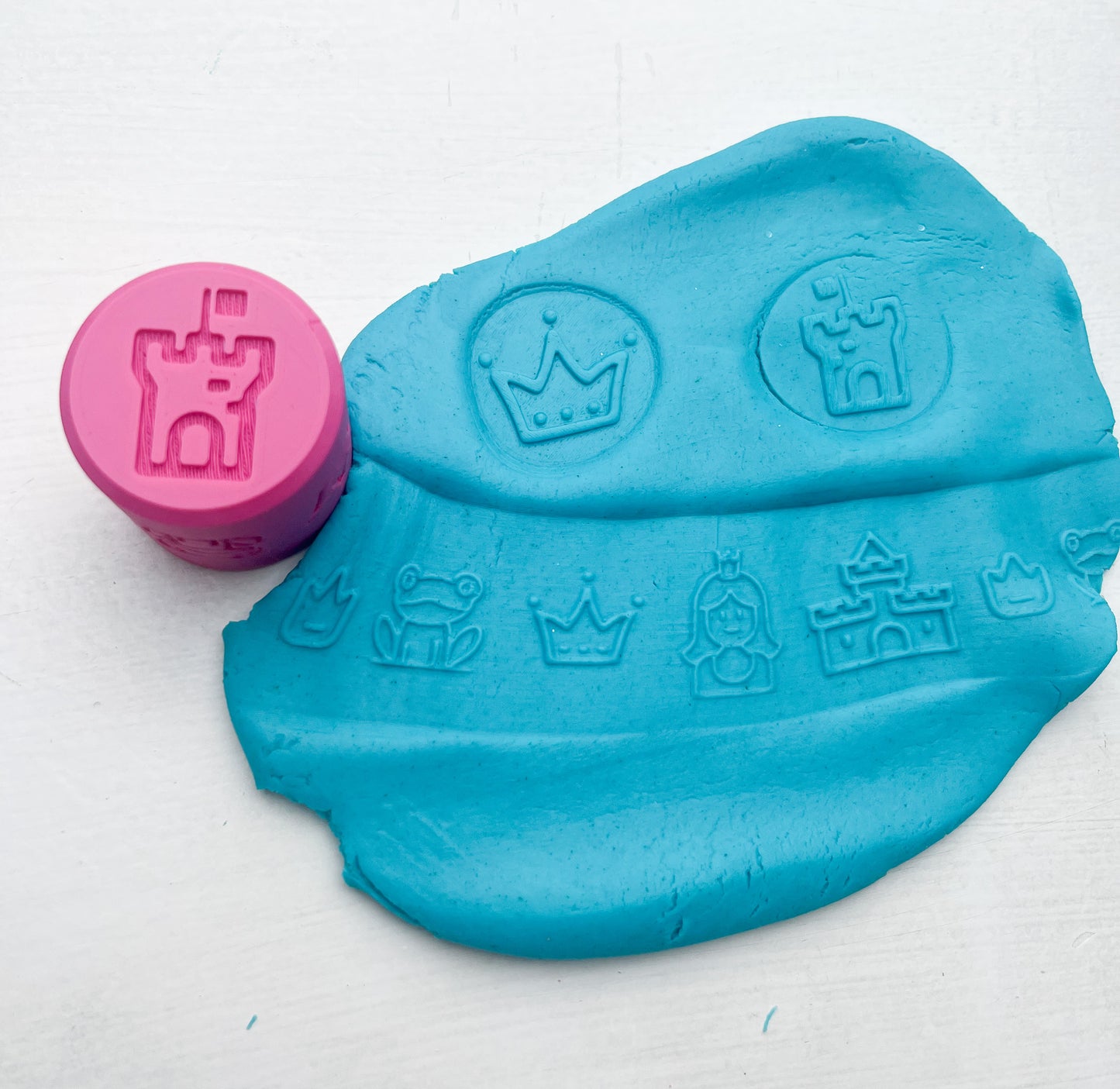 Eco-Friendly Princess Dough Roller – Crown, Castle & Sparkle-Themed Sensory Play!